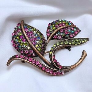 🌺Vintage Pave Rhinestone Brooch